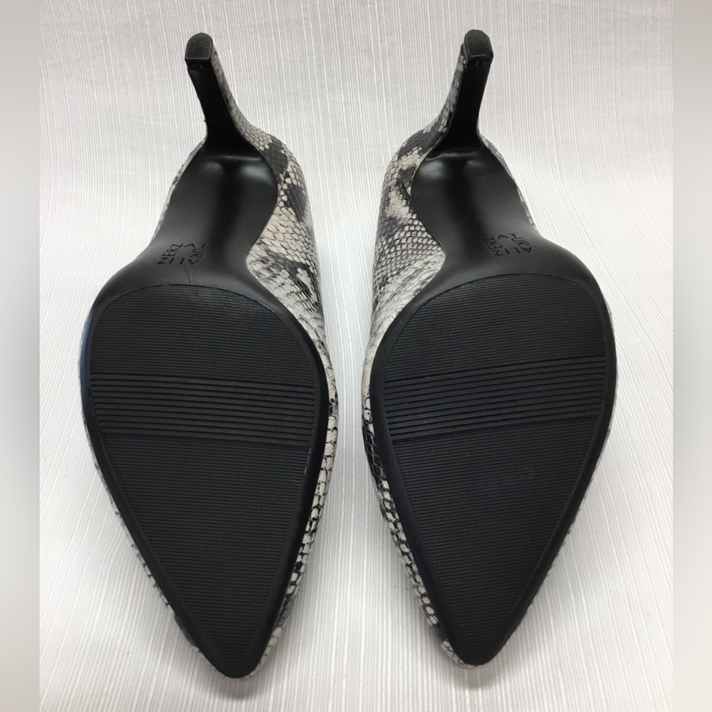 Naturalizer New Snake Design Heels - Picture 8 of 8